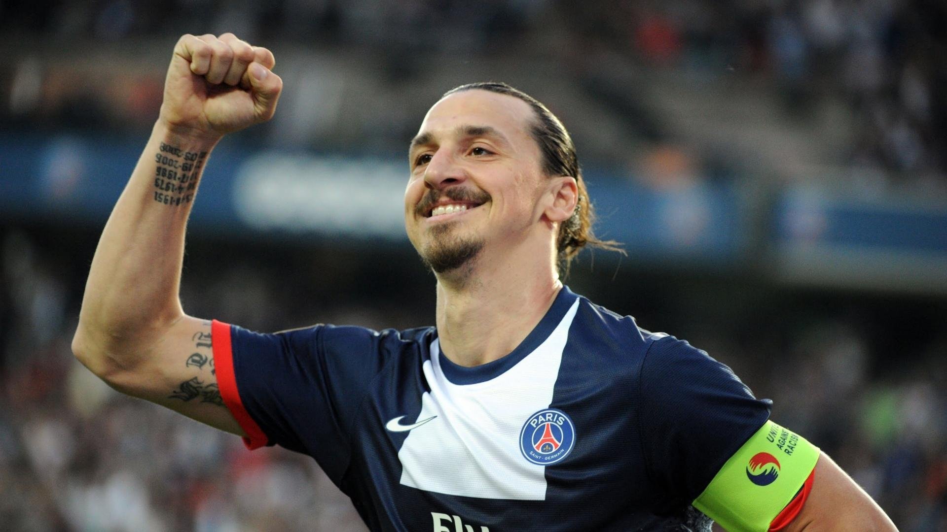 AYXSPORTSAPP-球员运营个人品牌工作室，退役后职业转型有保障，球员专属logo